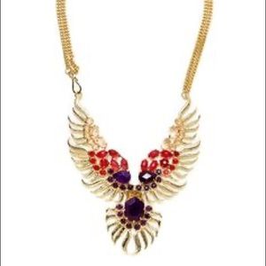 ISO Fenton and Thalia  Kendra Scott Necklaces